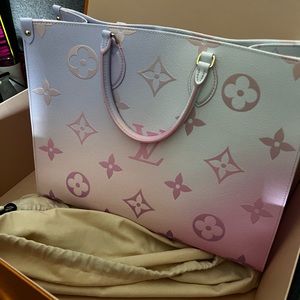 Limited Edition LV  Spring in the City OnTheGo GM Brand New! W box & DB